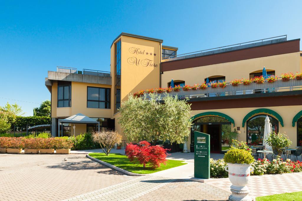 Hotel Ristorante Al Fiore Пескиера дел Гарда Екстериор снимка